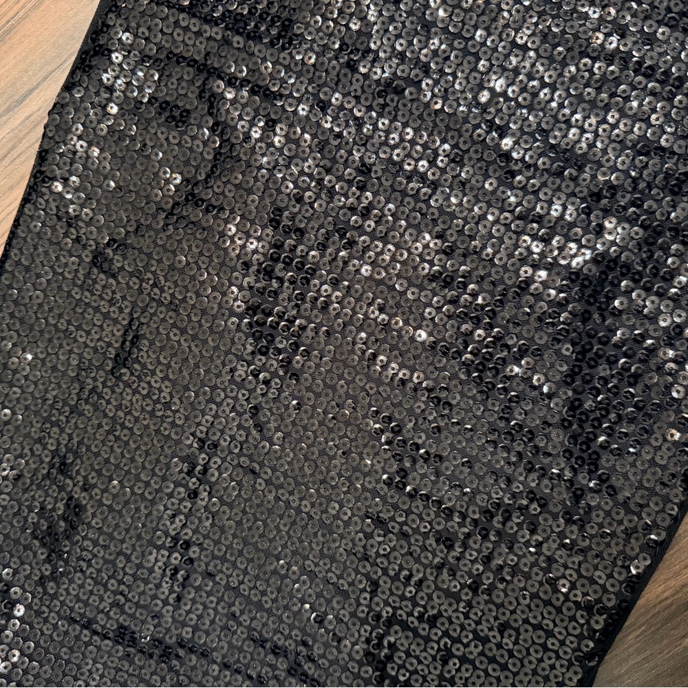 NEW PIOMBO Italian Sequin Black Cami Top Sz M - Picture 3 of 6
